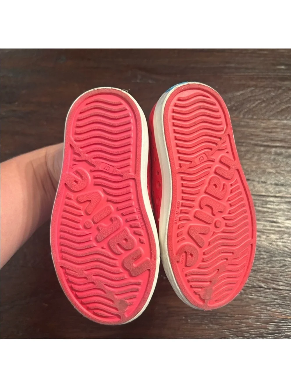 Native Jefferson Kids Water Shoes - Hot Pink Slip-Ons